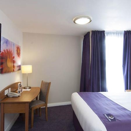 Premier Inn Falkirk East Extérieur photo