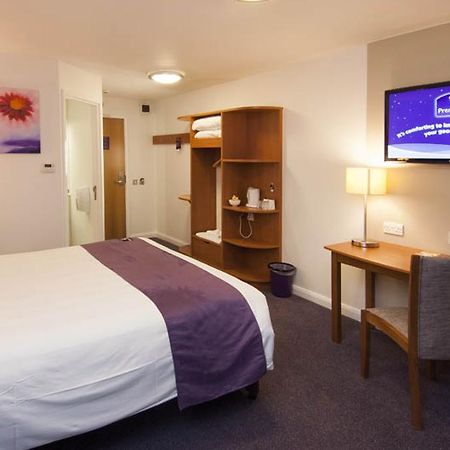 Premier Inn Falkirk East Extérieur photo