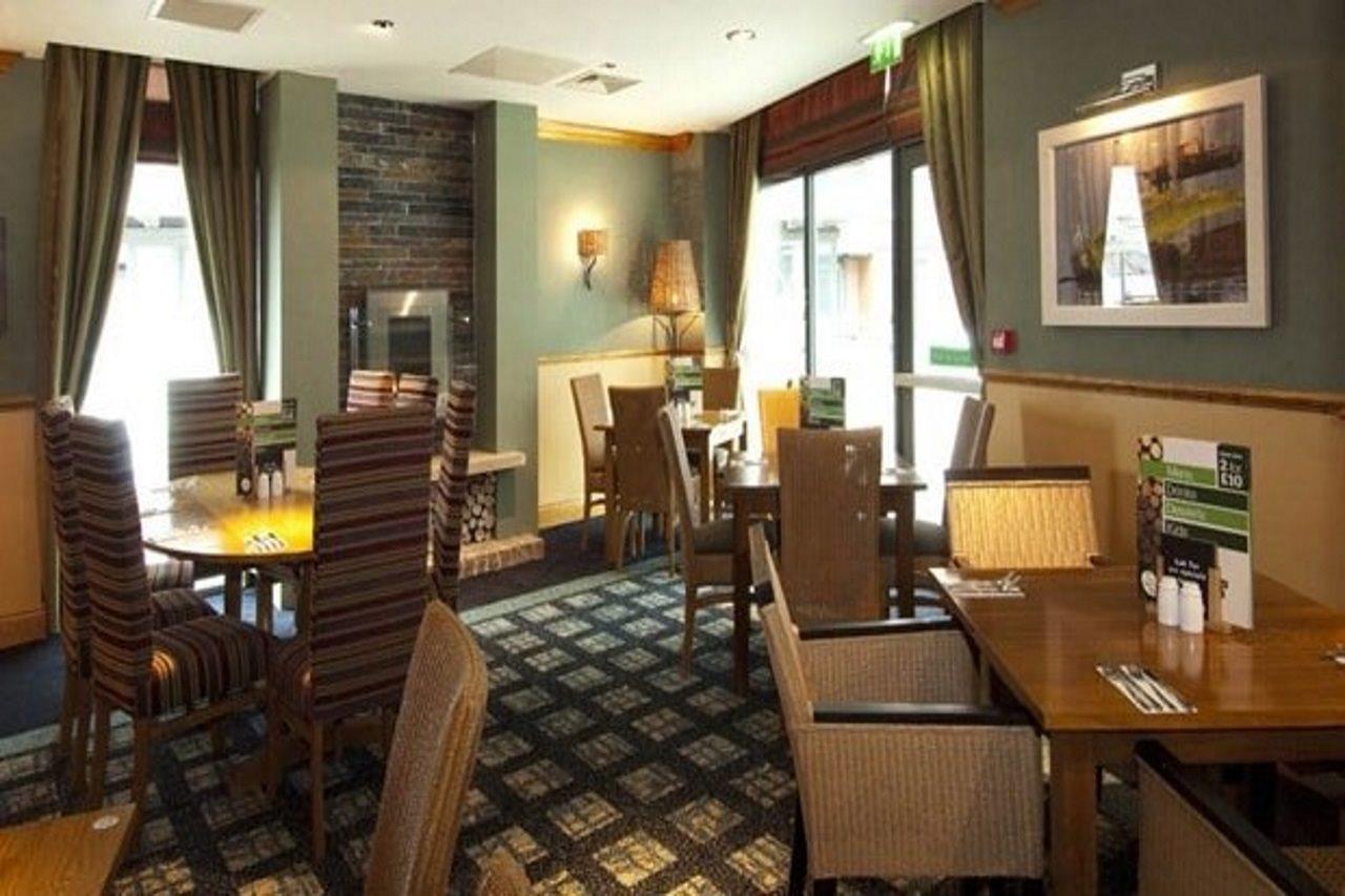 Premier Inn Falkirk East Extérieur photo